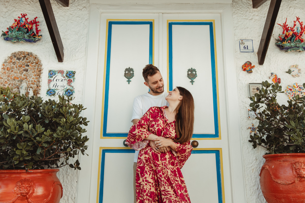 Luigi e Francesca, amore autentico catturato tra i colori e i panorami di Ischia
