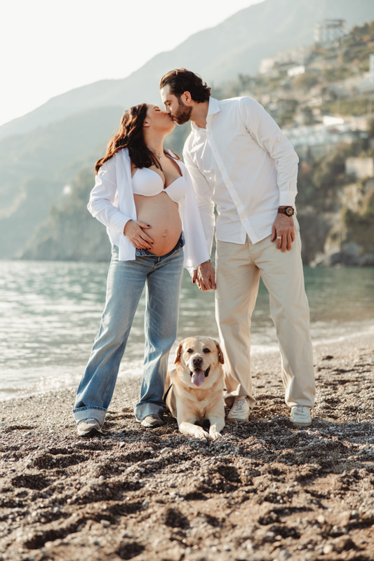 Servizio Fotografico Maternity in Costiera Amalfitana: Ledys e Gianluca a Vietri sul Mare