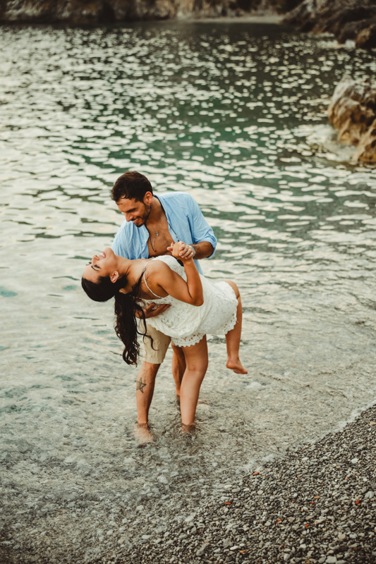 Tony e Annarita: engagement romantico a Cetara in Costiera Amalfitana