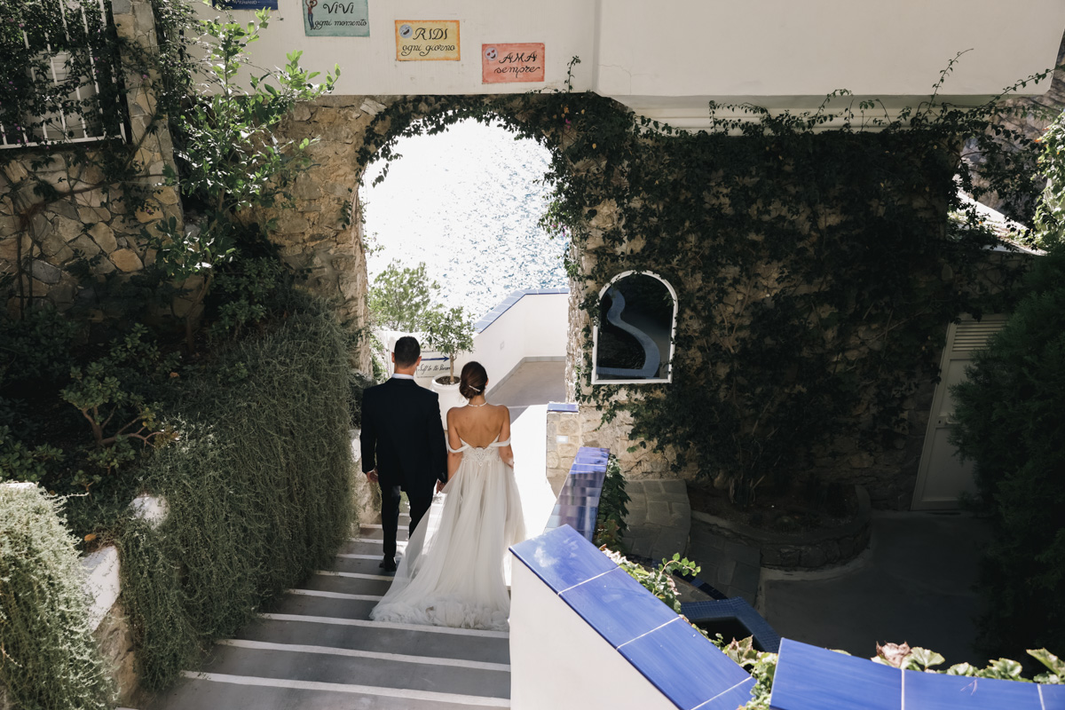 Marco e Barbara, un matrimonio elegante e senza tempo in Costiera Amalfitana